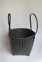 Load image into Gallery viewer, REUSABLE BASKET BAG
