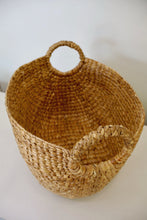 Load image into Gallery viewer, WATER HYACINTH OVAL LAUNDRY BASKET
