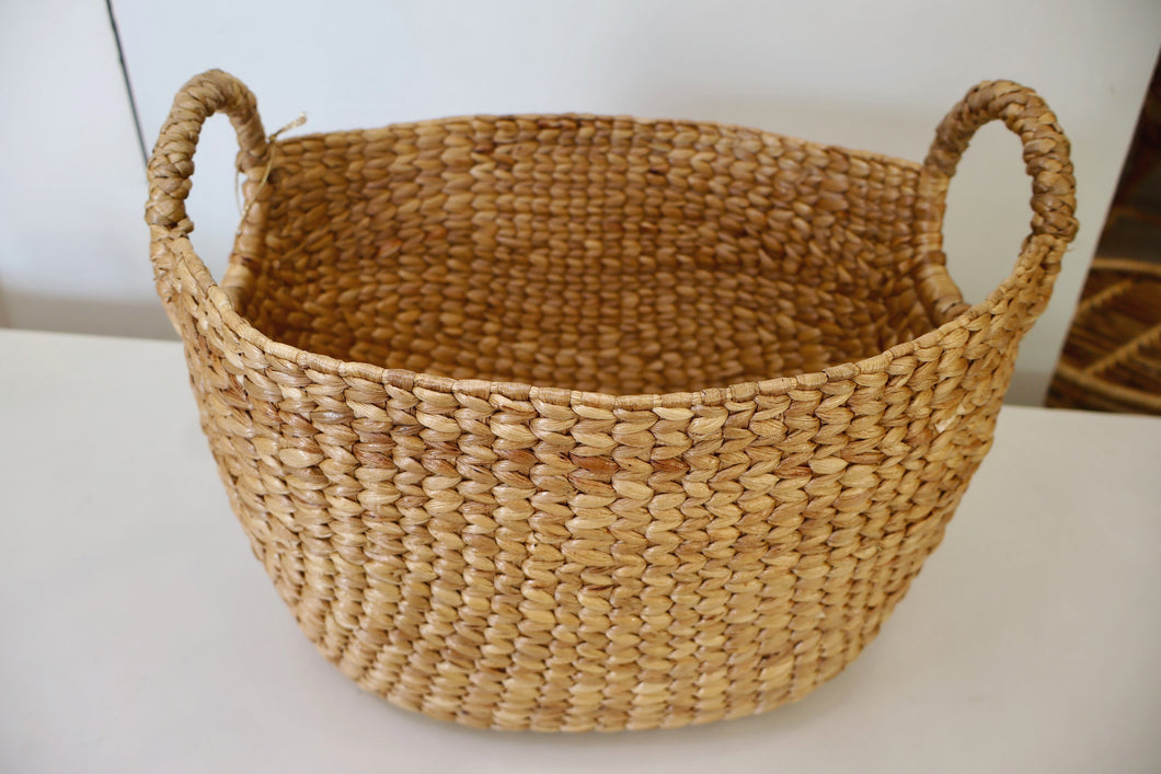 WATER HYACINTH OVAL LAUNDRY BASKET