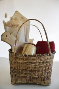 HANDMADE HAMPER