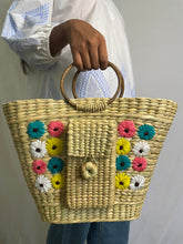 Load image into Gallery viewer, KAUNA EMBRIODERY HANDBAG WITH PHONE HOLDER
