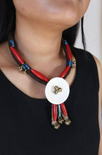 Load image into Gallery viewer, GOULU SATEMENT NECKLACE
