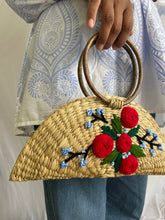 Load image into Gallery viewer, KAUNA EMBRIODERY CLUTCH WITH CANE HANDLE
