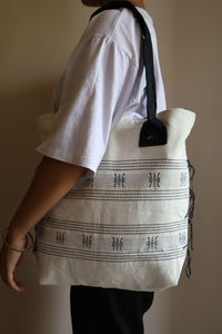 HANDLOOM TOTE BAG