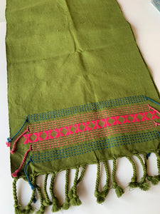 Loinloom Table Runner