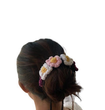 Load image into Gallery viewer, FLOWER HAIR BUN
