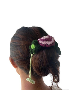 FLOWER HAIR BUN